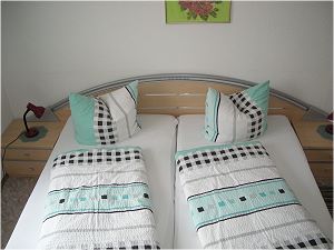 Schlafzimmer 2